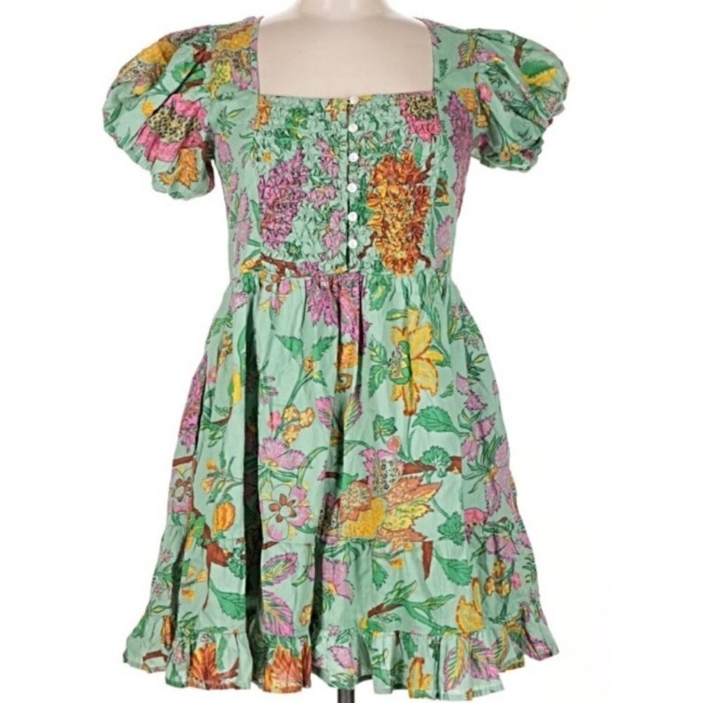 HOUSE OF HARLOW 1960 Dress in a Green Floral Print With Pockets